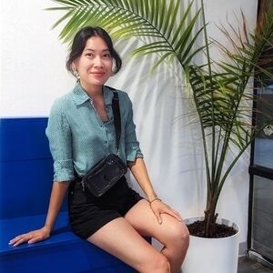 G2000 Printed Geometric Button Down Shirt Green XS/S business casual retro